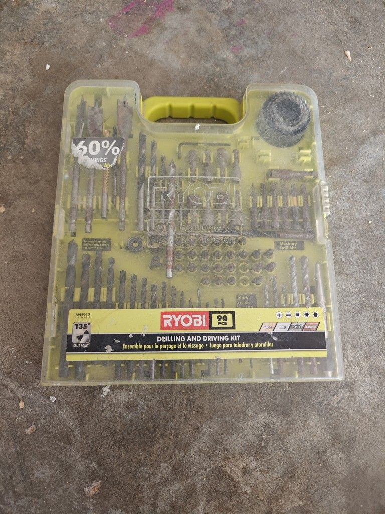 RYOBI drilling And Driving Kit 90 Pieces