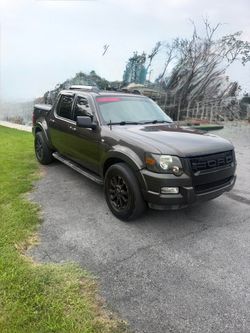 2007 Ford Explorer Sport Trac Limited V8 180K miles