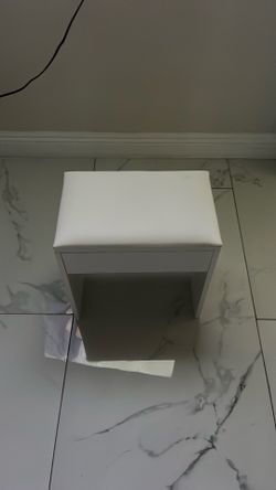 White vanity chair