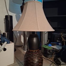 2 Lamps 