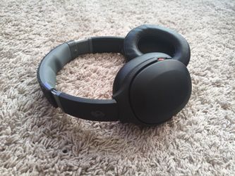 Skullcandy Over-Ear Wireless Headphones