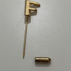 VINTAGE LETTER “F” PIN W/ REMOVABLE CAP