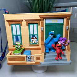 Sesame Street 123 3D Playhouse Popcorn Bucket Elmo, Cookie Monster, Abby & Oscar