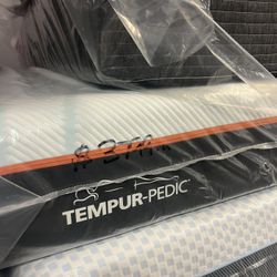 🔥Tempur Pro Adapt Firm King $1199🔥