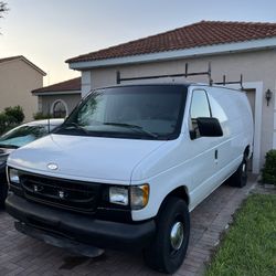 2002 Ford E250