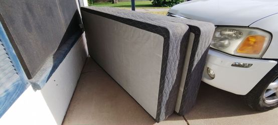 2 FREE single size mattress foundations