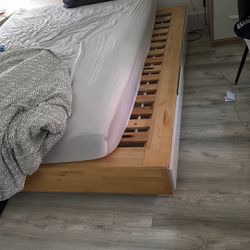 Queen Bed Frame And Mattress 