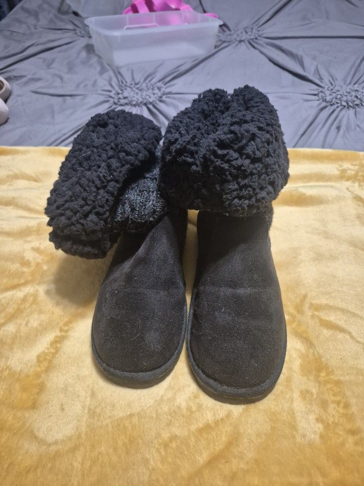 Black Short Boots Size 7M