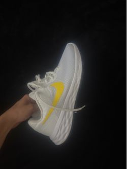 Nike Women’s Size 6