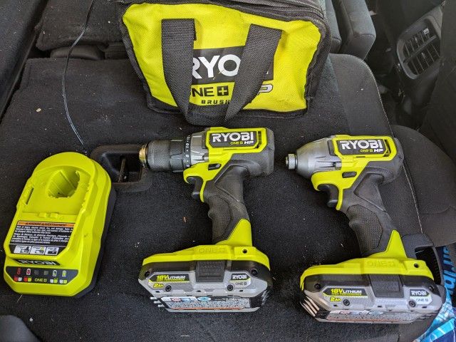 Ryobi Drill Set