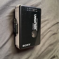 Sony Walkman WM-A10/B10 Portable Cassette Player