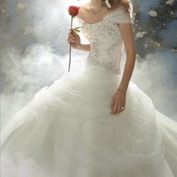 Size Zero Alfred Angelo Disney Collection Belle Wedding Dress