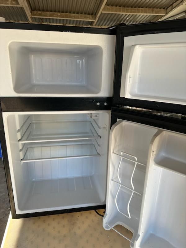 Mini Frige