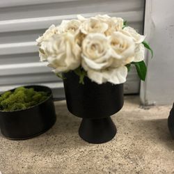 Elegant White Rose Arrangement decor 