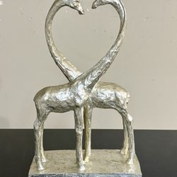 Pier 1 Giraffes In Love Silver Decor 11x7