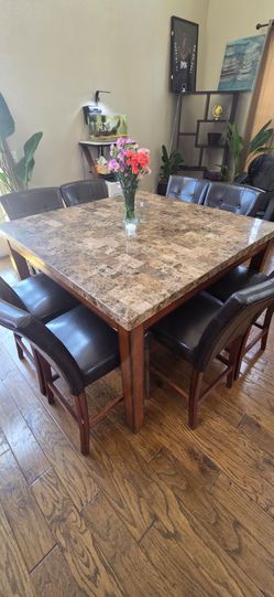 High Faux Marble Brown Table and Chairs