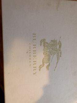 Burberry shoes size 3