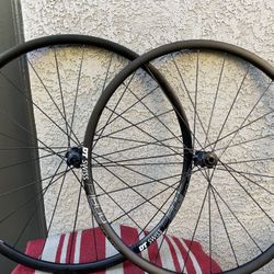 Road Bike Wheelset DT SWISS