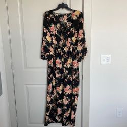 Ladies Forever 21 Plus Black Floral Dress