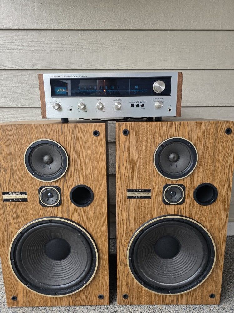 Vintage Pioneer Stereo System