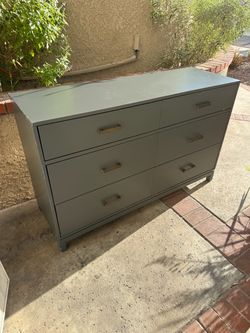 6 Drawer Dresser
