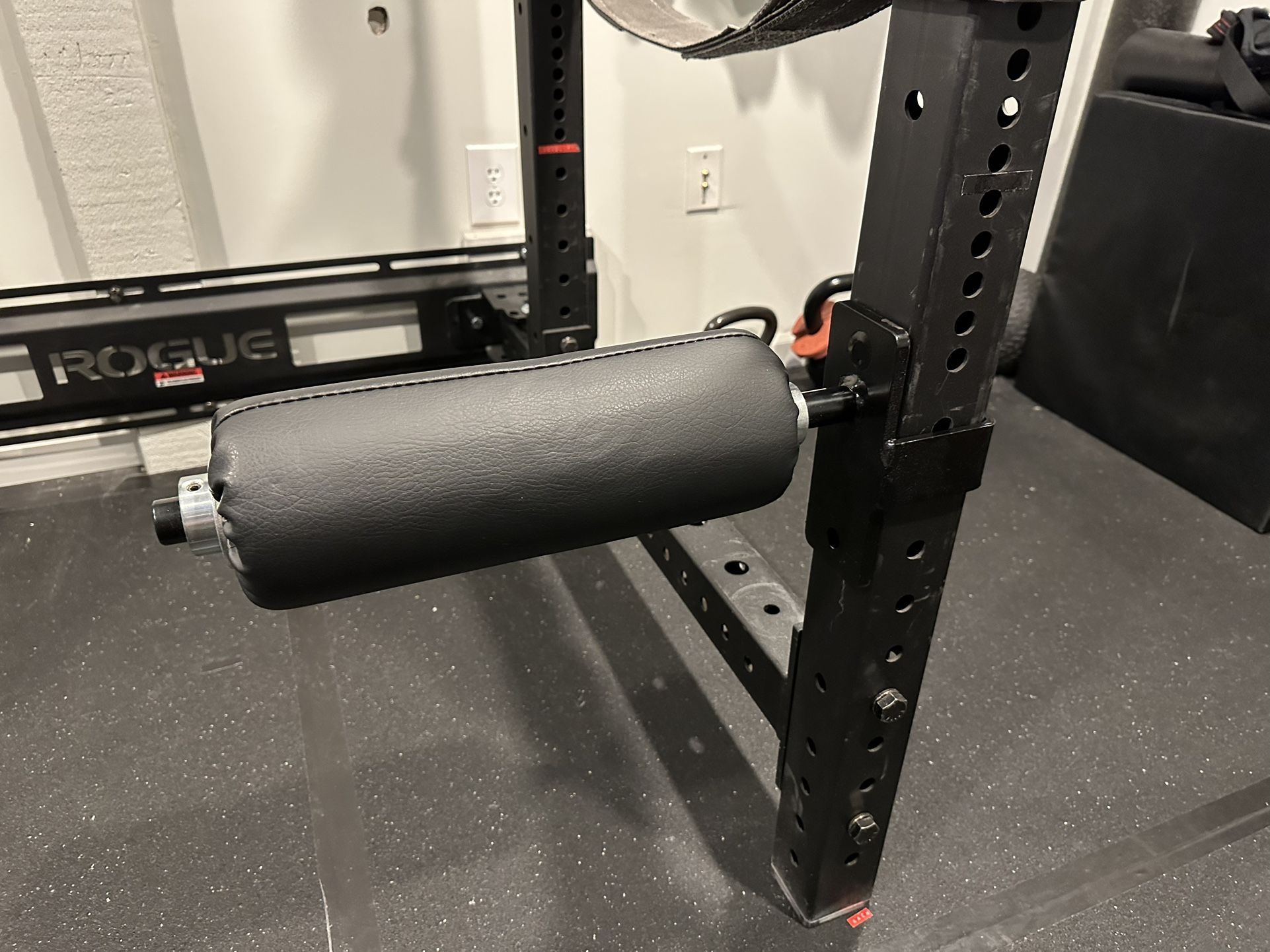 Rogue Monster Lite Leg Roller