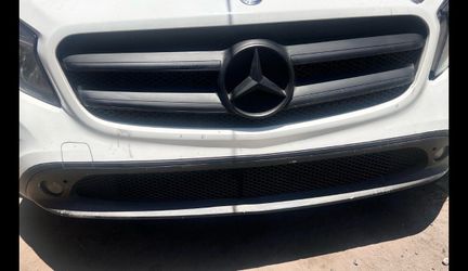 Mercedes Benz Front Grill
