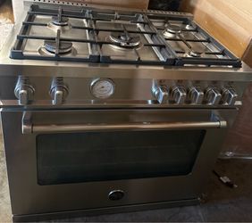 Bertazzoni 36 inch Gas Stove