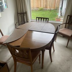 Dining Table And 6 Chairs 