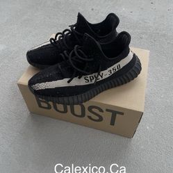 Yeezys Oreo Used Size 8.5