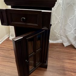 Tresanti Kerrigan -  Chairside Table with Power