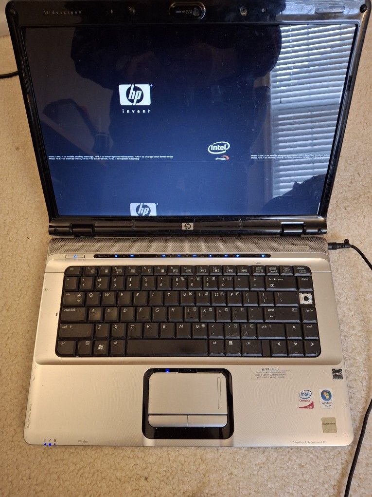 HP Pavillion DV6700 Laptop Notebook With Ac Adapter