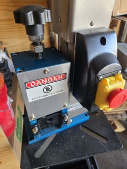 Electric Wire Stripping Machine – 110V – Heavy Duty Copper Recycler