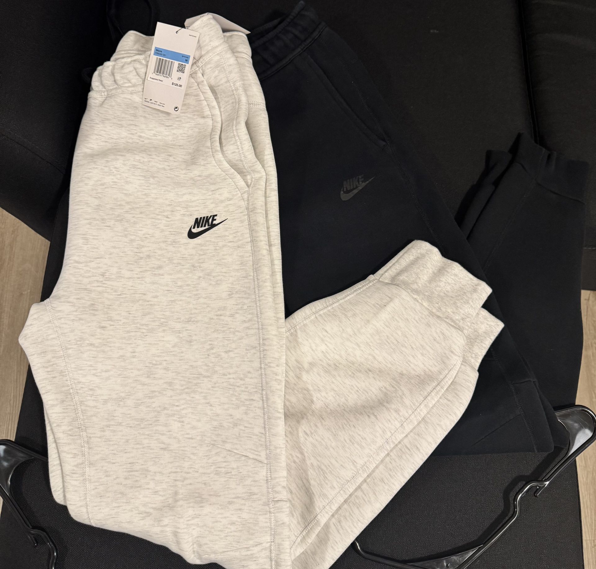 Nike Tech Joggers (Birch Heather/Black)
