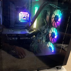 High-End Gaming PC – Ryzen 7600X / 32GB DDR5 / 4TB SSD / Liquid Cooled