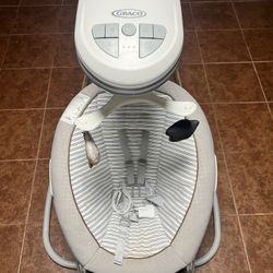 Graco Swing And Bouncer