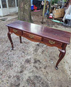 Wood entry way table