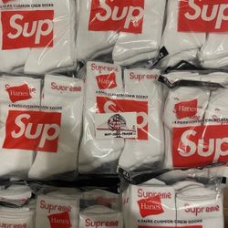 Supreme Socks