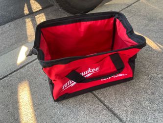 Milwaukee M18 Fuel Tool Bag Medium $35