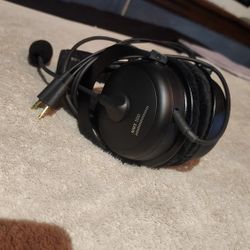 Beyerdynamic MMX 300 Gaming Headset BRAND NEW NEVER USED 