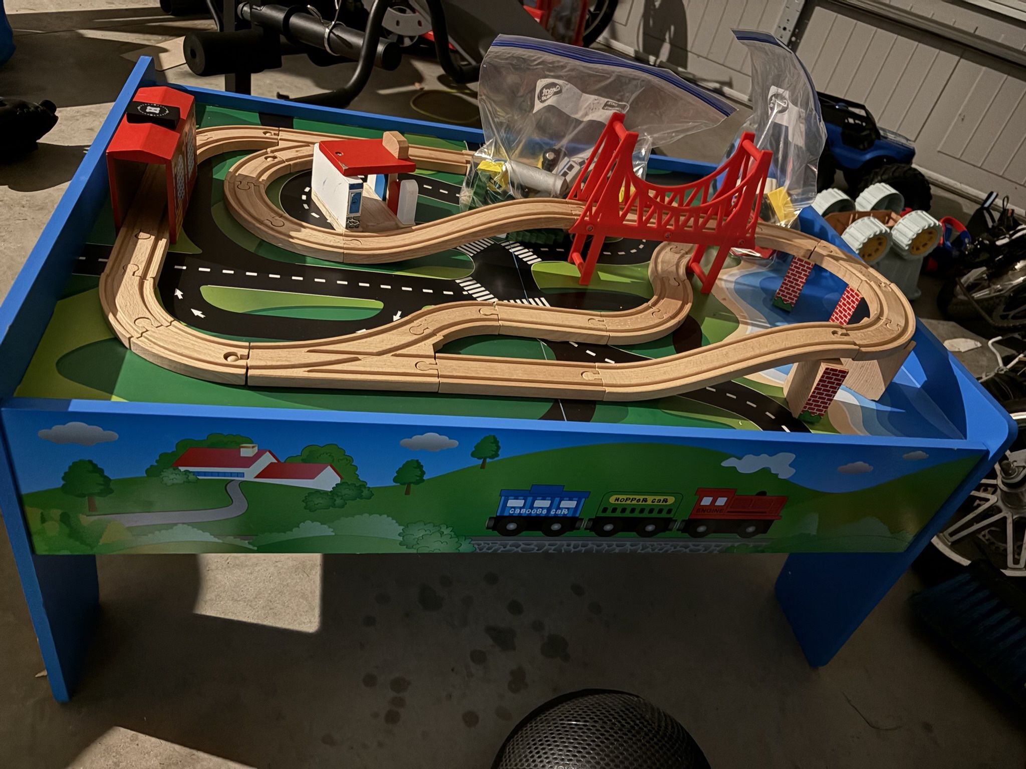 All Wooden Train Table