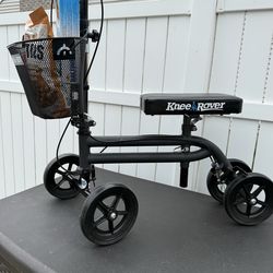 KNEES ROVE SCOOTER BEST ALTERNATIVE TO CRUTCHES