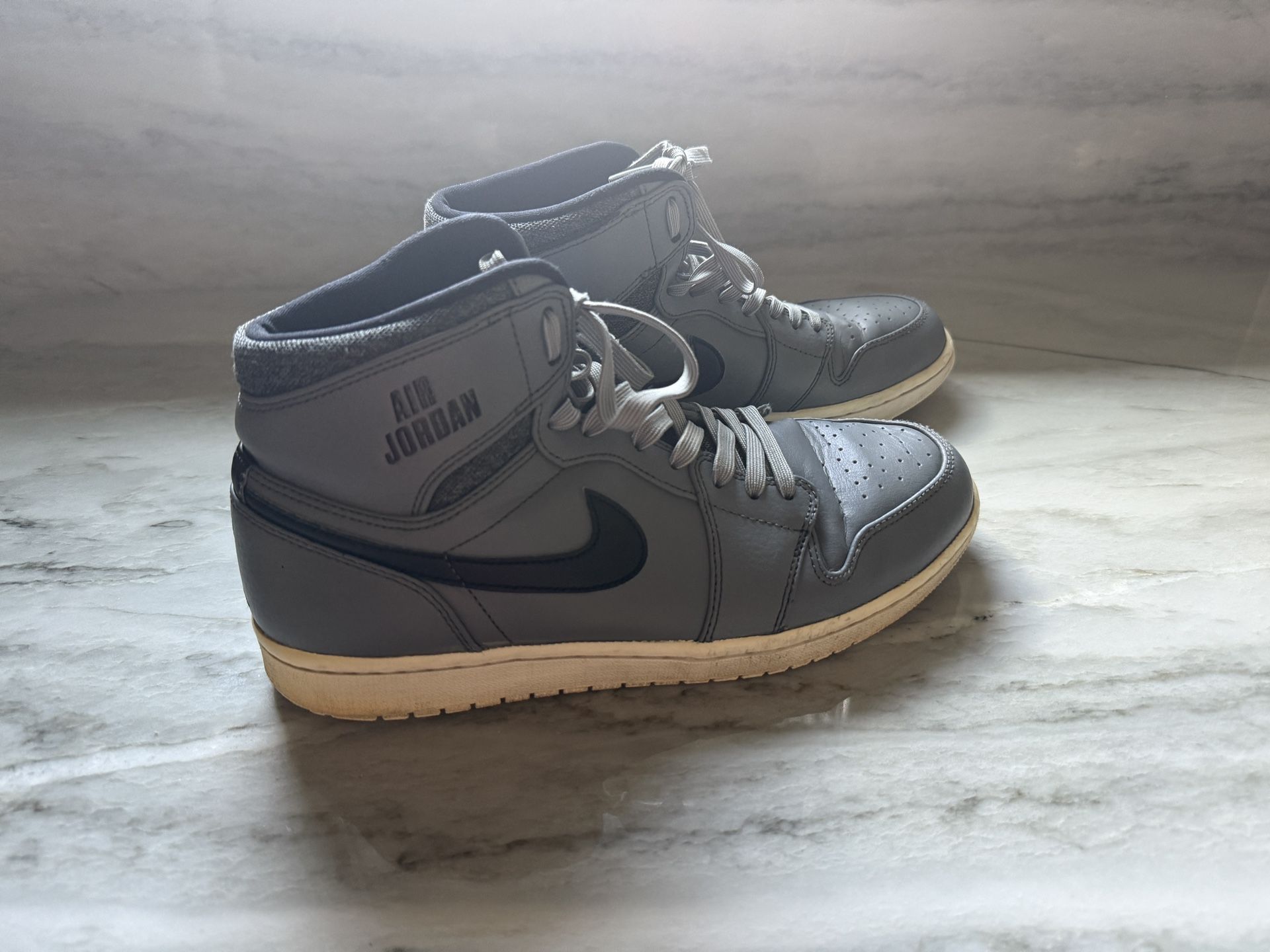 Air Jordan 1 High Retro Rare Air Patch Size 9 , 5Cool Grey