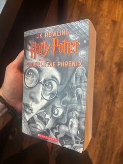 Harry Potter & the order of the Phoenix book