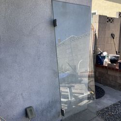 Glass Paned For Bathroom