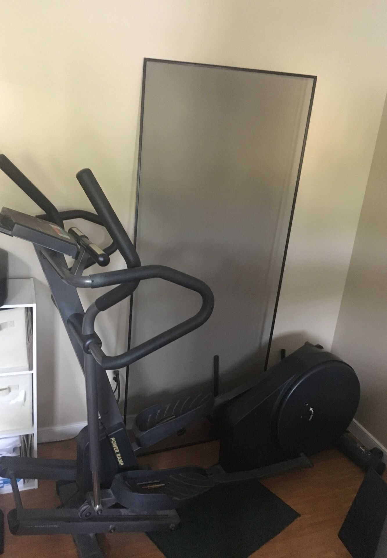 Elliptical machine