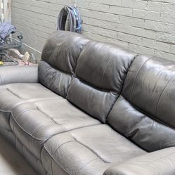 Electric Reclining Sofa!