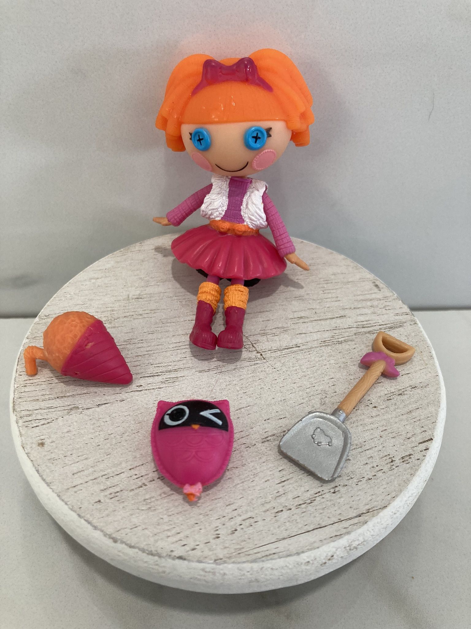 Lalaloopsy Bea Spells-A-Lot Sew Snowy 