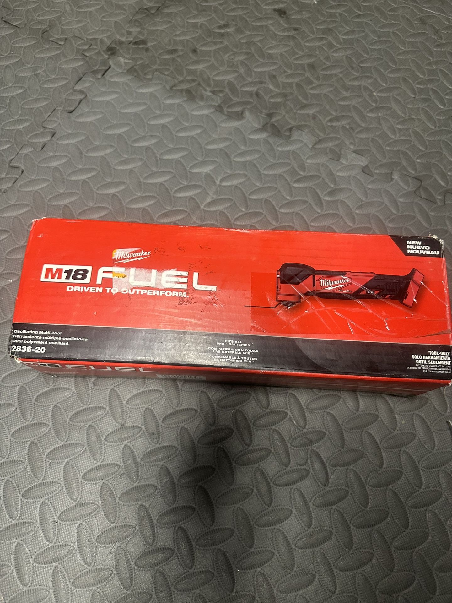 Milwaukee M18 Multi Tool With 6ah Battery And Charger New