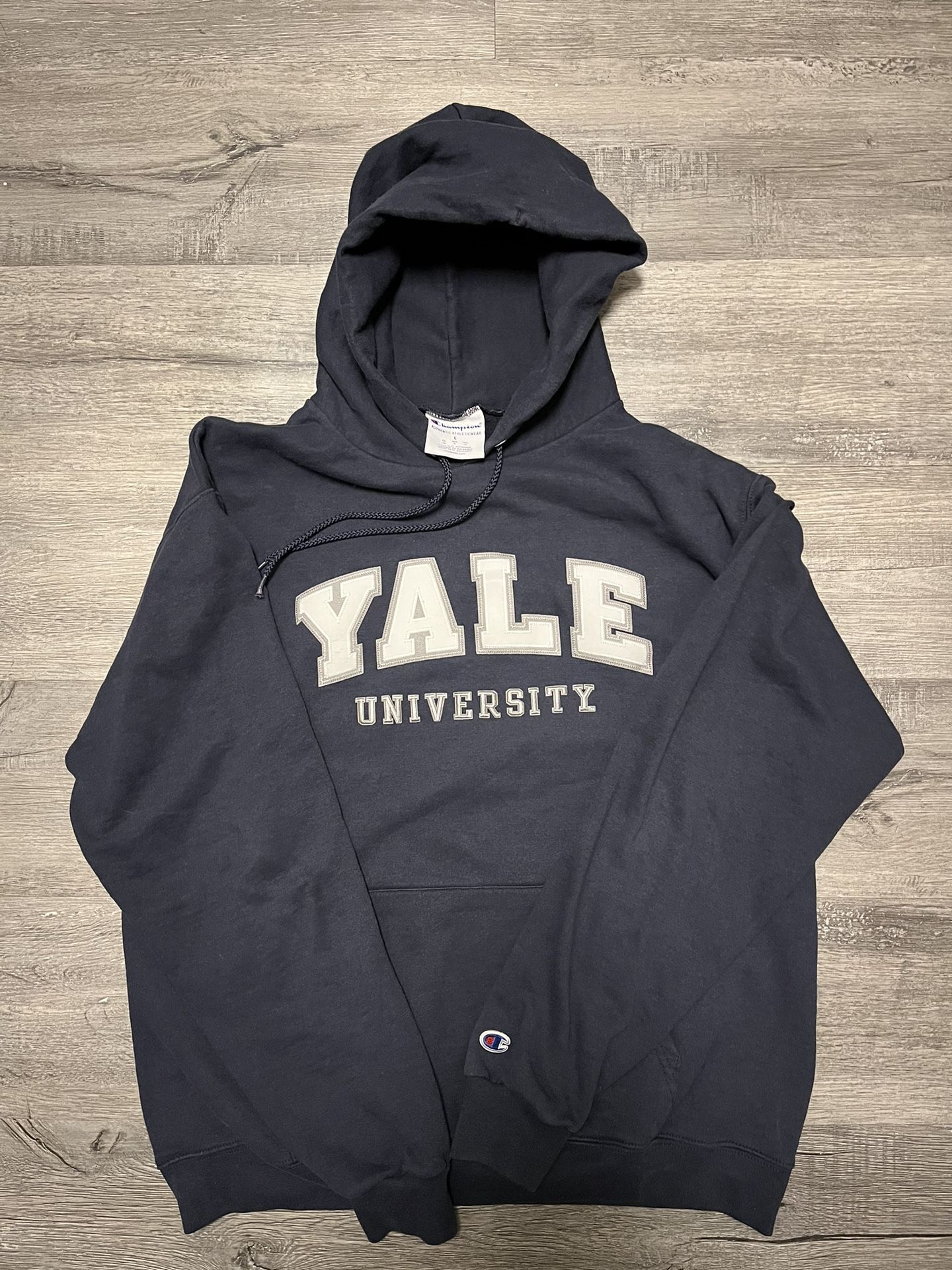 Champion Yale University Navy Blue Hoodie Sweatshirt L Raised Letter Spellout